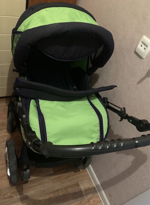 Продам коляску «Пилот» срочно