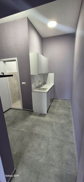 Дава се под наем помещение