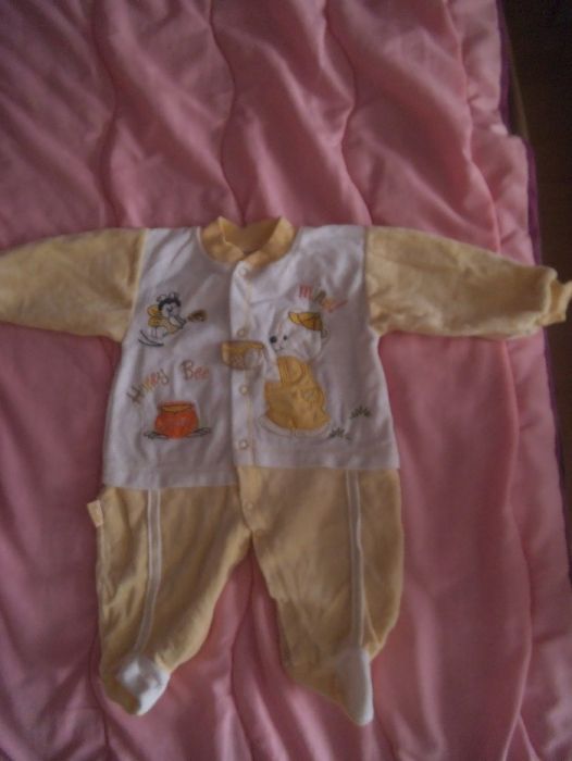 Детски и бебешки дрехи