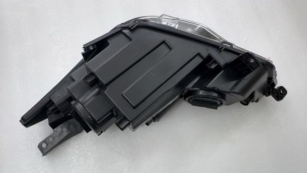 Фара галогеновая Changan Alsvin