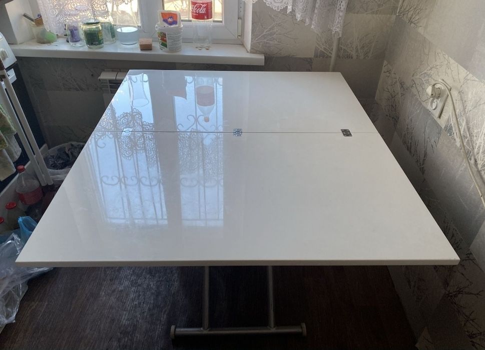 Продам стол раскладывается