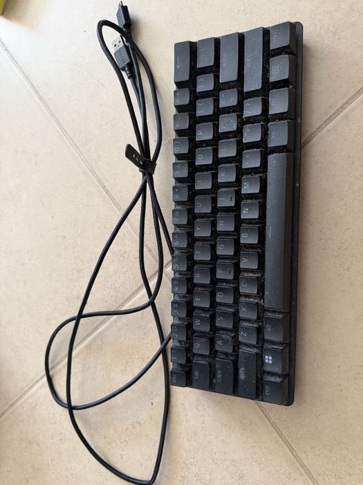 Razer huntsman mini без кутия