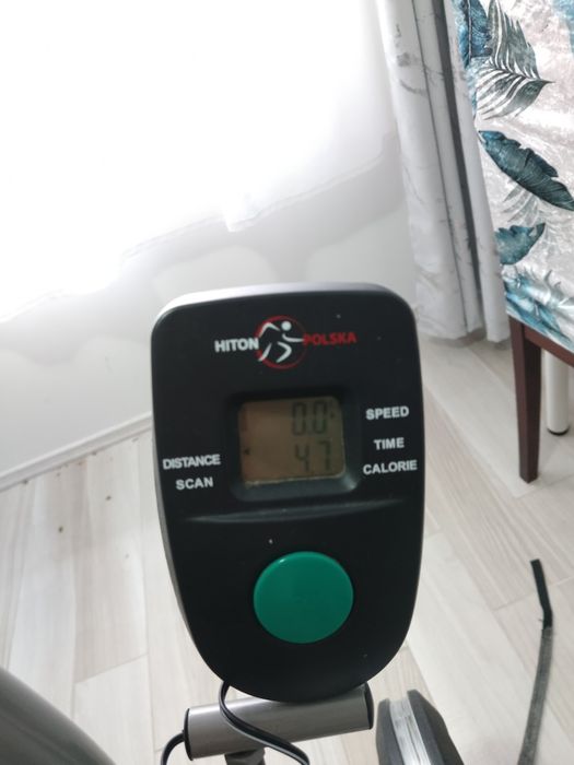 Vând bicicleta fitness