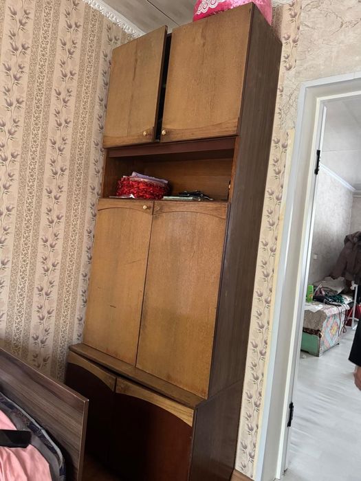 Продам мебель в сред состояния