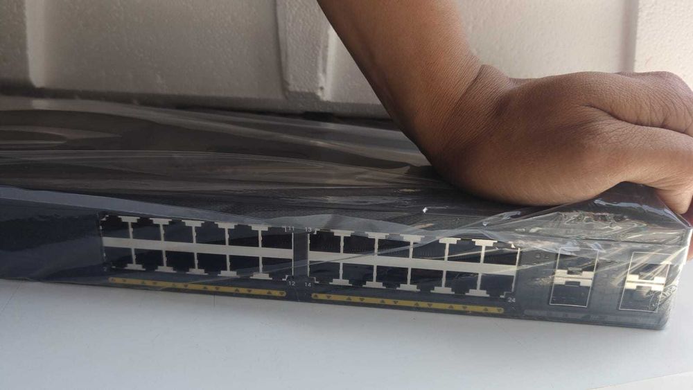 Новый cisco Коммутатор Cisco Catalyst WS-C2960X-24TS-L