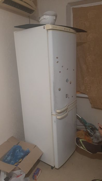 Срочно продам холодильник