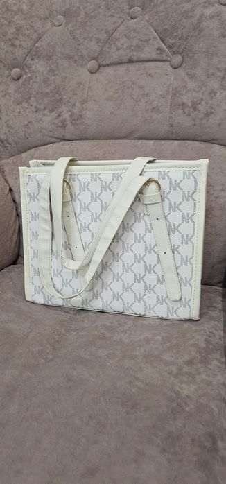 Продам сумки новые