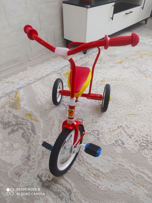 Трёхколёсный велосипед