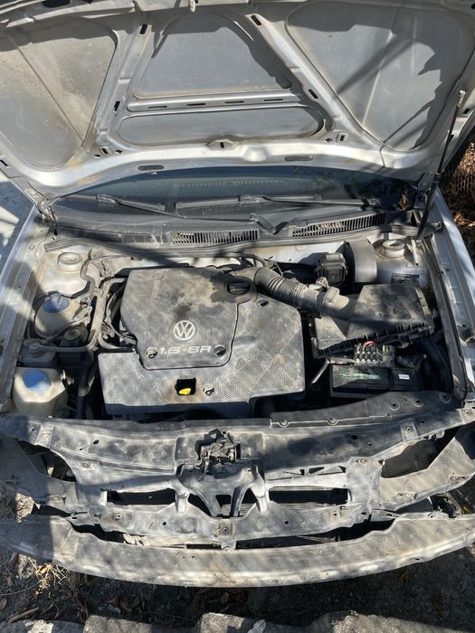 Голф 4 /golf 4 1998 г 1.6 i SR климатик НА ЧАСТИ !!!