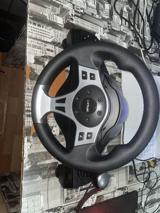 Volan gaming  trust gx