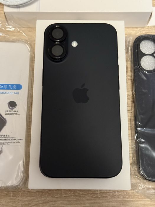 iPhone 16 128GB Black Ca Nou 92% Baterie + Încărcător Fast + Husă + Folie