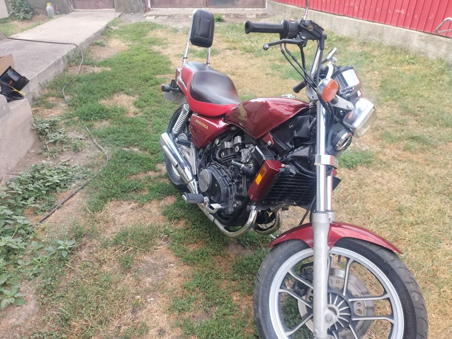 De vânzare motocicleta honda