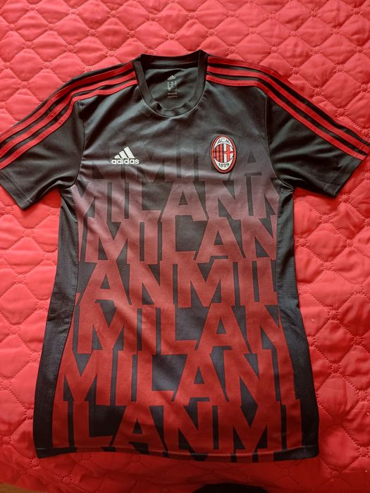 AC Milan  Adidas pre match фланелка размер S