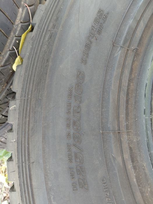 Cauciucuri 225/95R16C ca noi