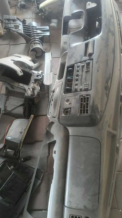 Ford Econoline E350 4x4 1993 года выпуска