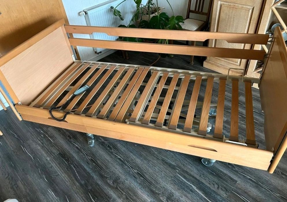 Pat electric pentru persoane cu dizabilitatii 
Are dife