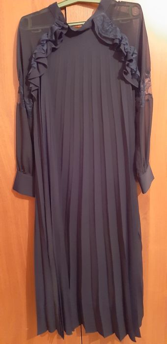 Продам Платье срочно