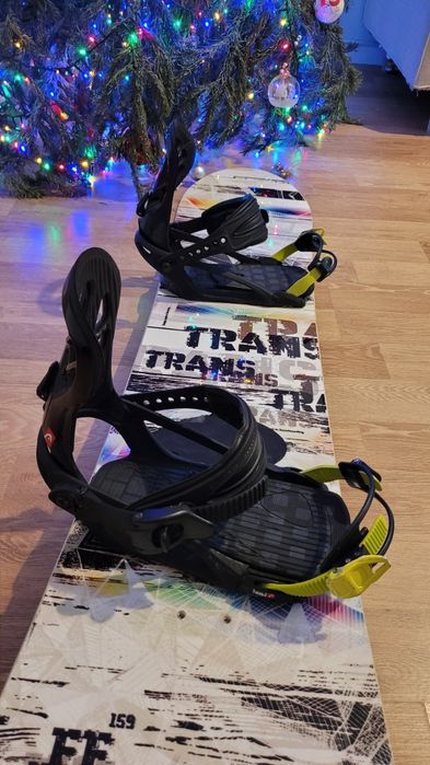 Placa snowboard Trans 159 cu legături HEAD
