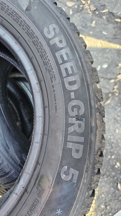 anvelope 205/60/16 SEMPERIT si NOKIAN iarna