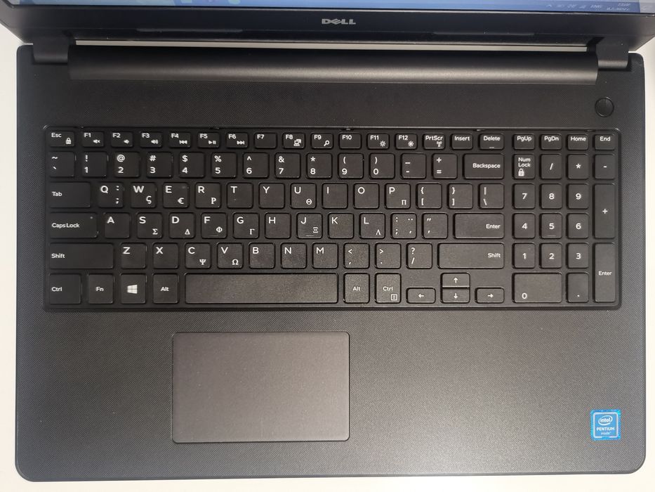 Лаптоп Dell Inspiron, 15.6" 240GB SSD 4GB RAM Bluetooth