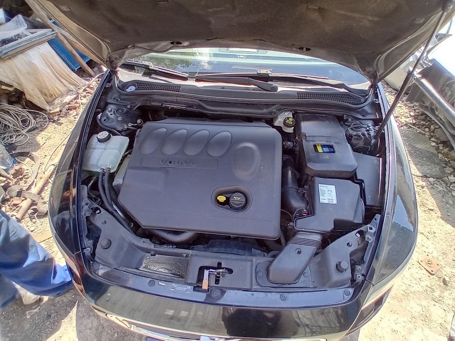 Volvo V50 на части