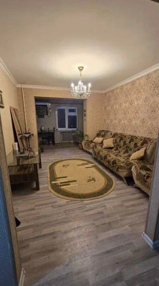 Срочно Продаётся ТШевченка 2/5/5 с мебелью техника ремонт хороший !