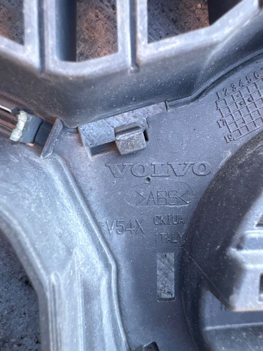 Решетка за Volvo XC60