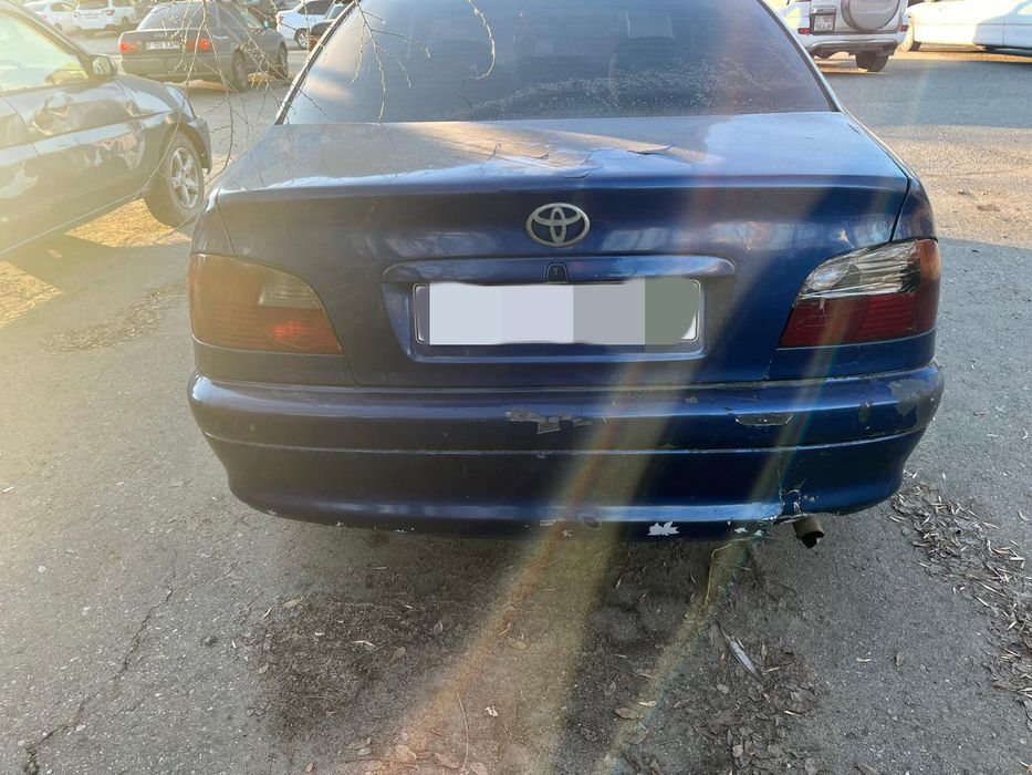 Продам Тойота Авенсис 1999 г.в.