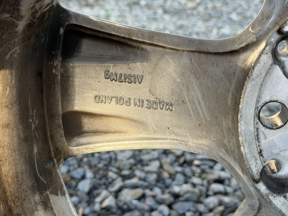 Jante Mercedes cu anvelope de iarna 235/60/18  8J ET 38