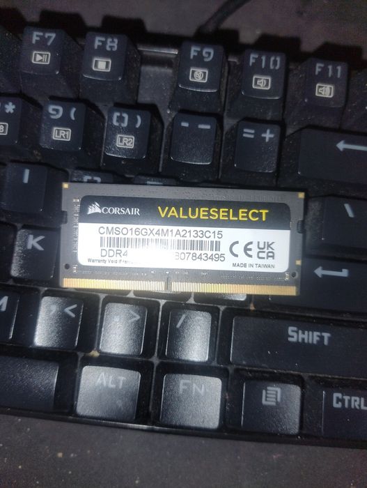 16g ram 3200mhz.