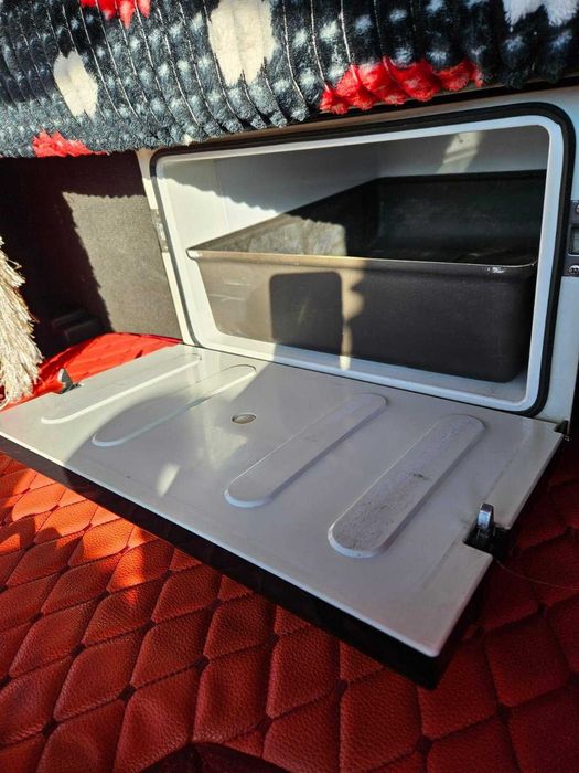 Balena Daf CF  transport lemn bușteni, piese de schimb remorci