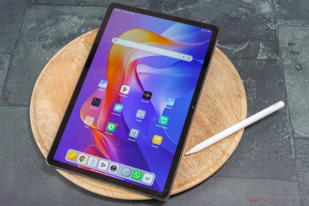 Нов 11" таблет Xiaomi Redmi Pad 2, с Активен калъф, протектор, зарядно