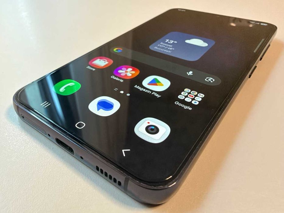 Samsung / Galaxy S23 256 Gb / Phantom Black