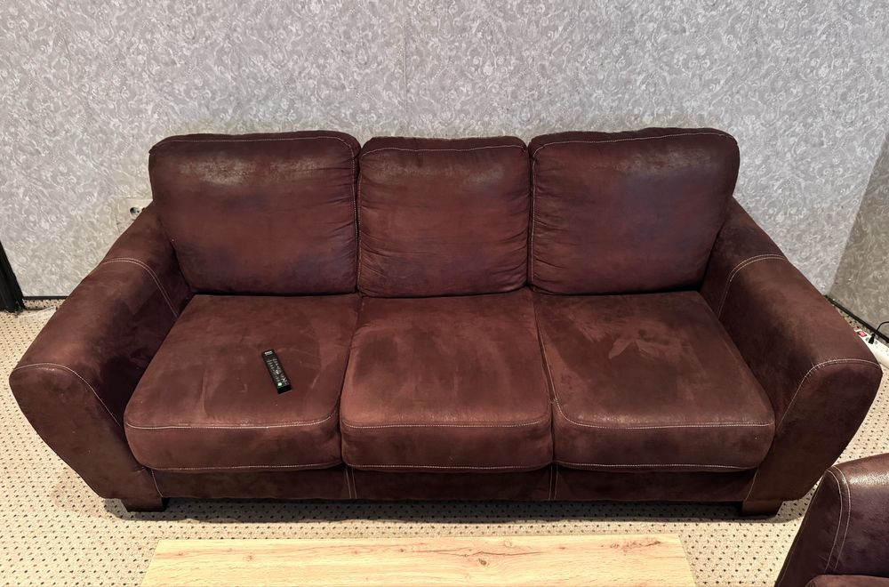 Set Canapea + Fotoliu vintage deosebite , VIVRE