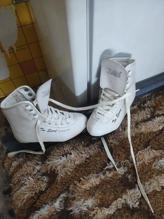 Коньки детские фигурные