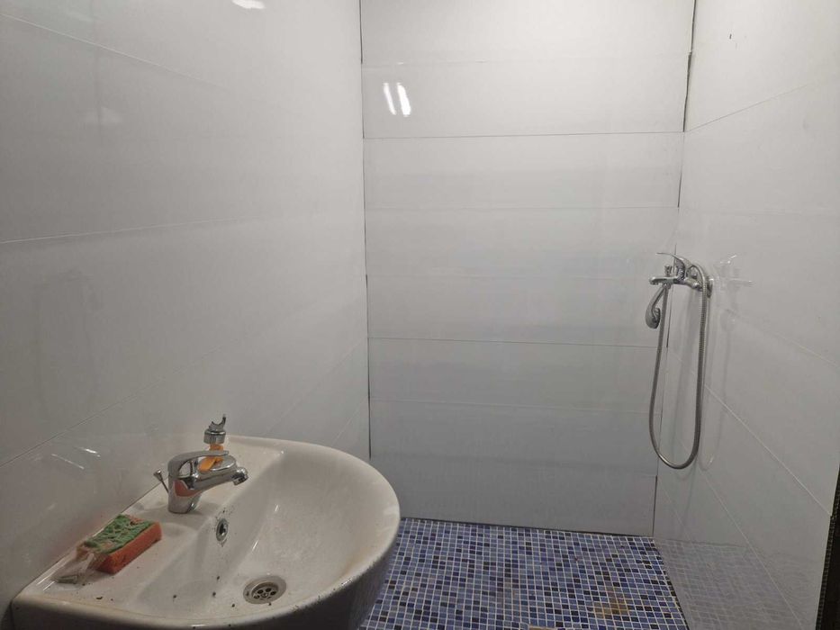 Продава се Къща в с. Тенево, Област Ямбол - 300 кв.м за 184 €/кв.м - Снимка #17