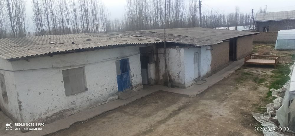 Уй сотилади 20 соти