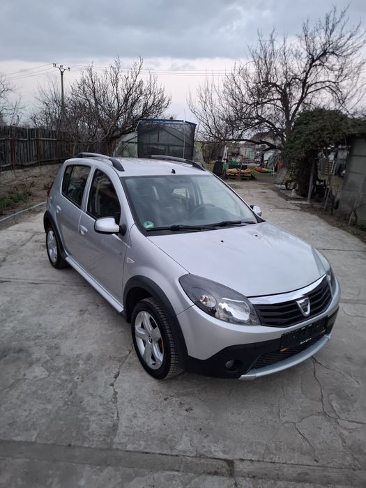 Dacia Sandero//98 mii km//1.6 Benzină/An 2013/Euro 5