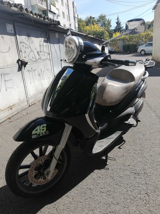 Vând scuter Piaggio Beverly 300i, an 2010, 36000 km
