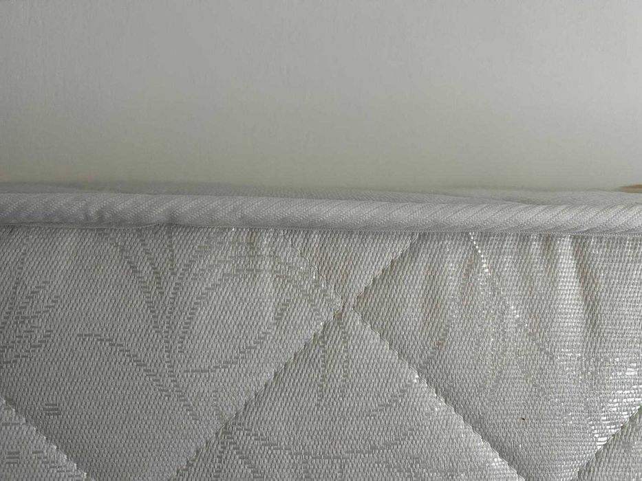 saltea noua, nefolosita, impecabila