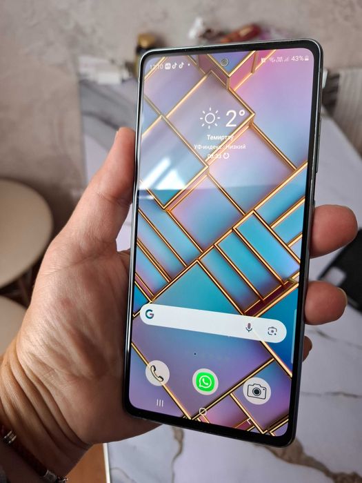 телефон samsung S20 fe