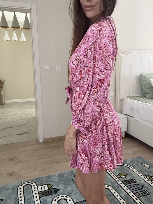 Нова къса рокля Zara