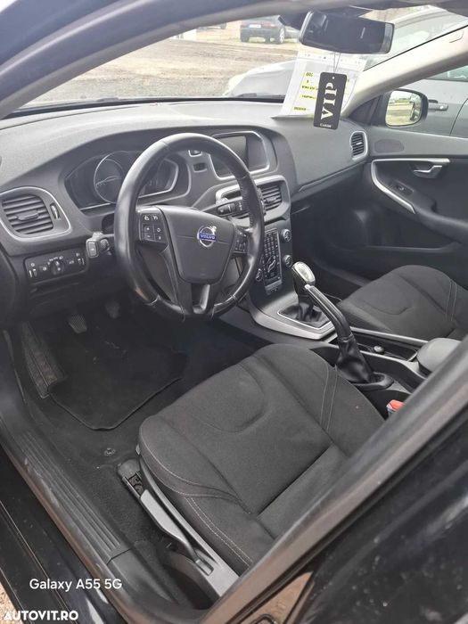 Volvo V40 Volvo V40,an 2013, 1,6 D Euro 5 adusa din Italia, cut manuala.