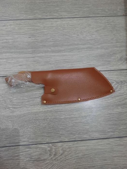 Новый топорик в чехле