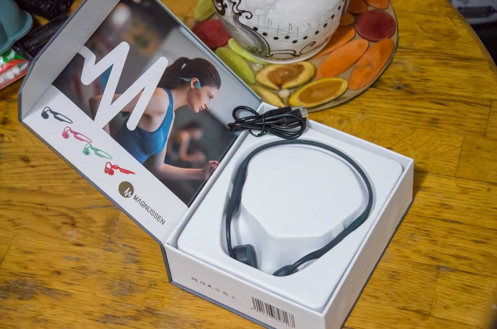 Casti wireless cu conductie osoasa Magnussen
