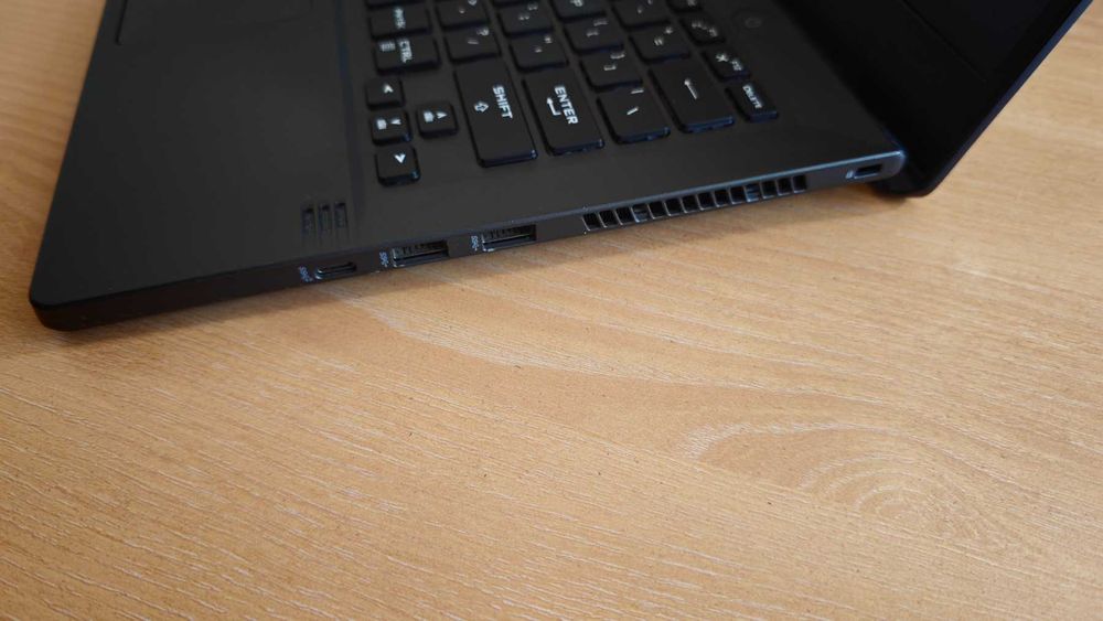 Лаптоп ASUS ROG Zephyrus G14 GA401HR.416