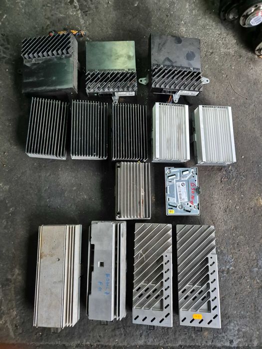 Amplificatoare muzica BMW (HI FI,ProLogic 7)
