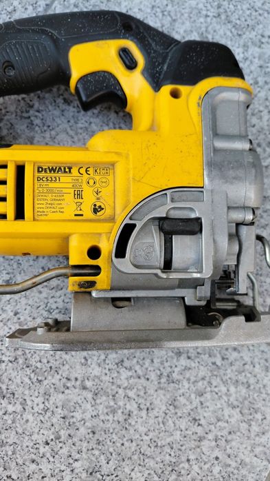 Dewalt DCS331 Акумулаторен прободен трион (Зеге)