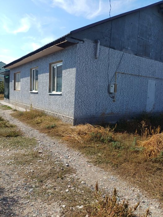 Продам дом, 8км от города рода