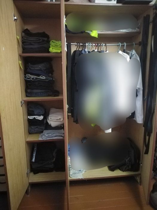 Шкаф шифоньер тяжёлый